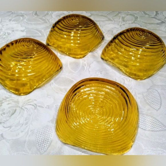4 hand blown amber swirl, salade bowls - Picture 7 of 15